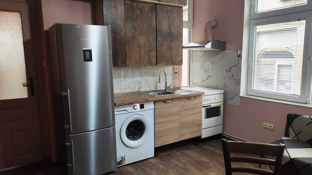 Дава се под наем Двустаен апартамент в София, Център - 60 кв.м за 440 € - Снимка #6