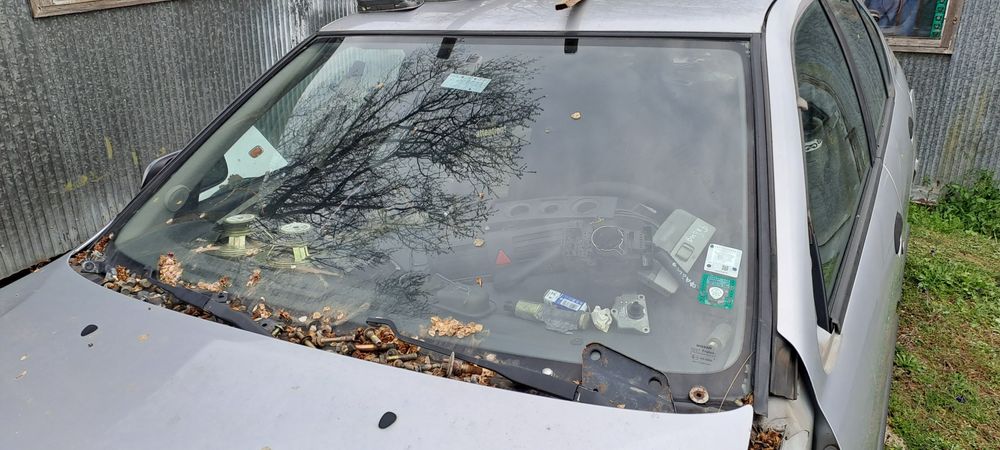 Предно(челно) стъкло за Nissan Primera P-11/ Нисан Примера П-11