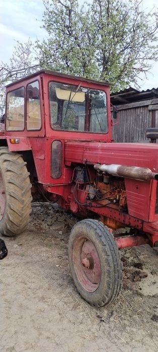 Vând tractor u 650