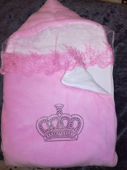 Продам конверт на выписку для девочки