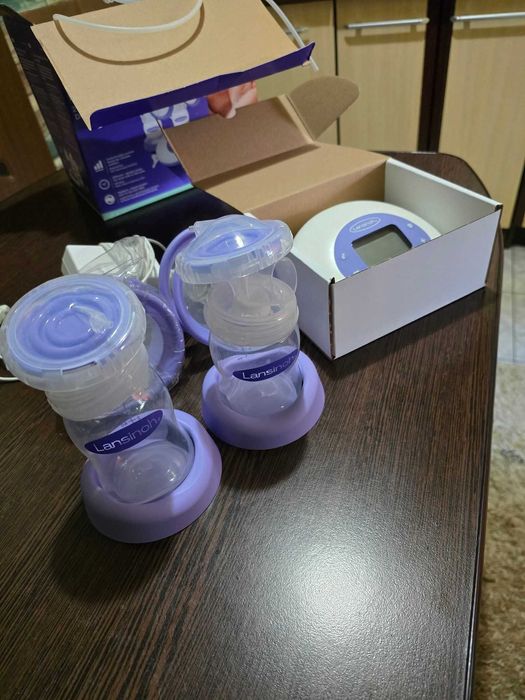 Vând pompa de muls Lansinoh