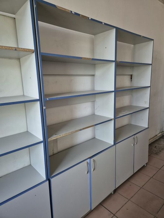 Продам оборудование для магазина