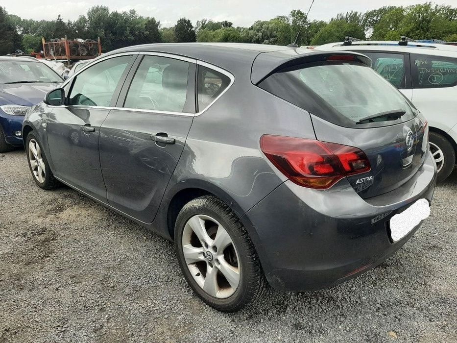 Haion Opel Astra J 2010 HATCHBACK 1.7 CDTI DTJ