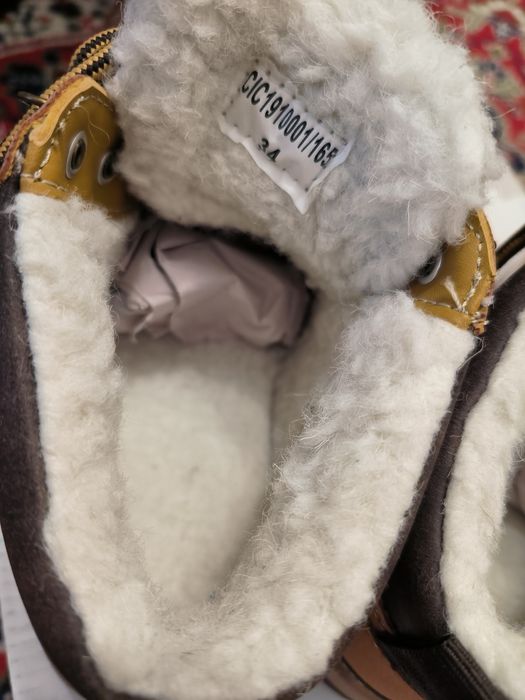 Ботинки зимние продам