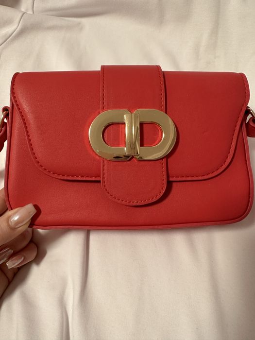 Цикламена малка чанта