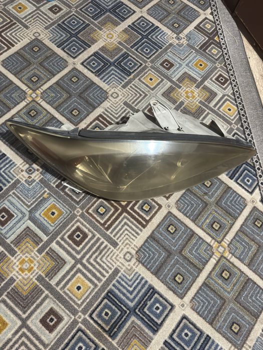 Фары тойота 30 оригинал б/у