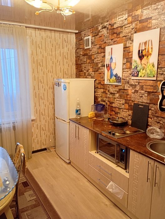 Продам 3к.кв.2эт.Центр