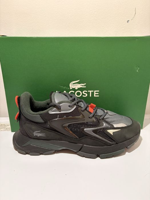 Обувки  lacoste