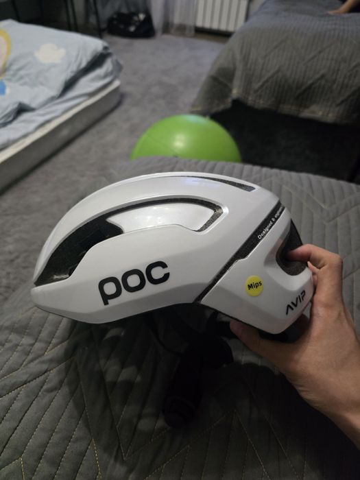 продам велосипедный шлем poc