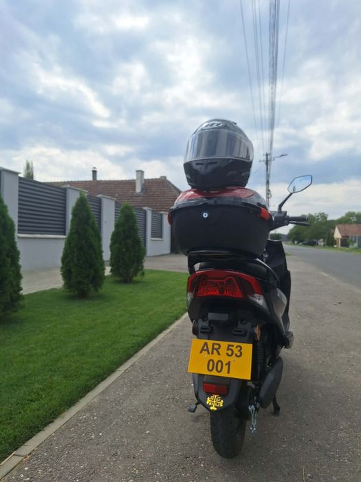 Vand Scuter Electric