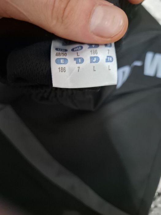 Трико off-white продам