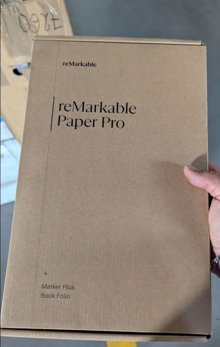 reMarkable Paper Pro + Marker Plus, nou sigilat (din SUA) - tabletă e-ink color