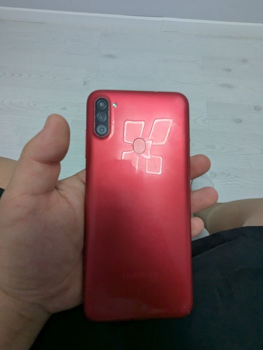 Продам телефон всё 3 за 50000