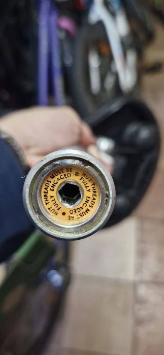 Scaun nou cu țeavă telescopicaă