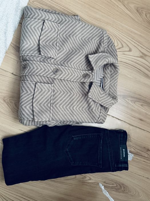 Set jacheta + blugi
