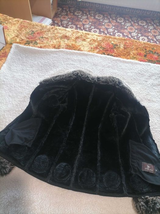 Дамско палто/кожухче размер М