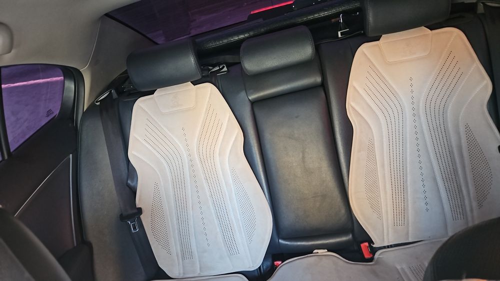 Продам чехлы на авто