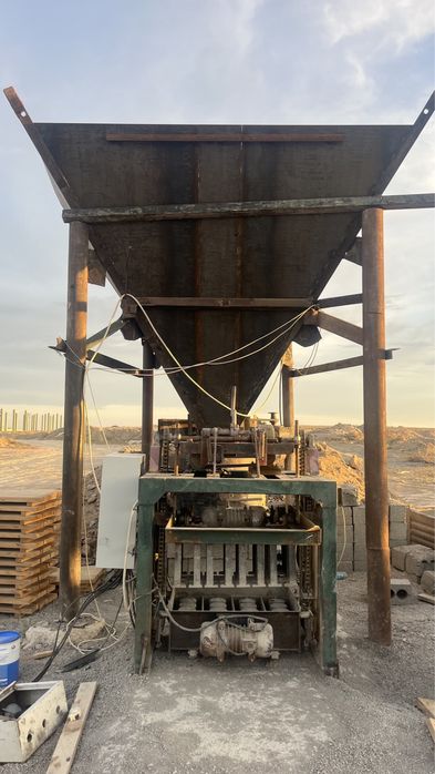 Шлакаблок апарат