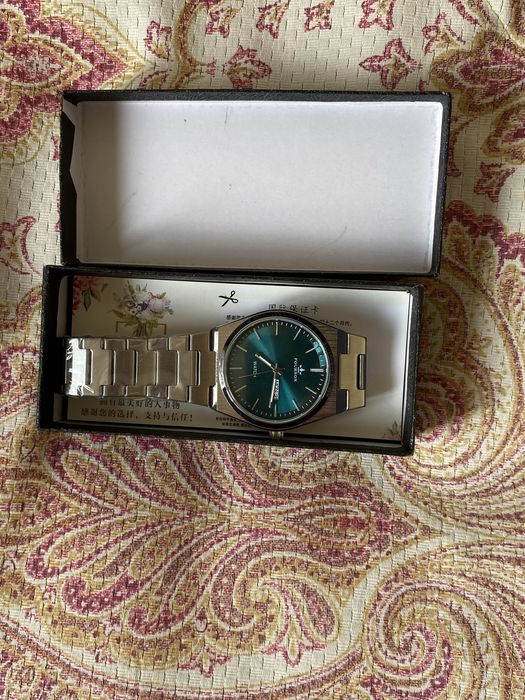 Часы Fashion watch