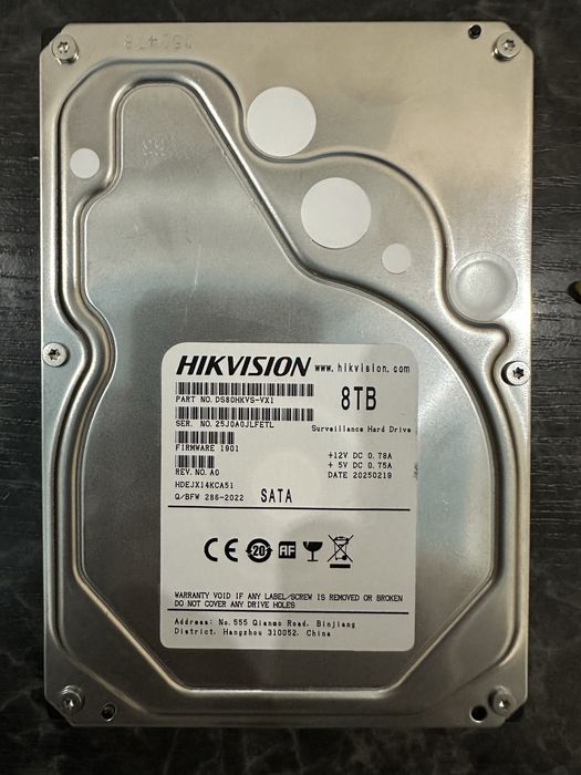 Hikvision original 8TB HDD