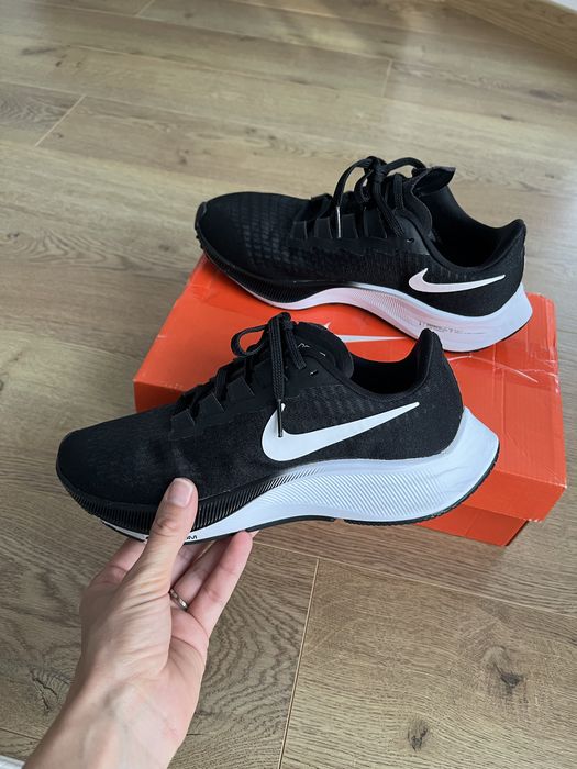 Дамски боти; маратонки Nike; сандали Paolo Botticelli; Чехли панделки