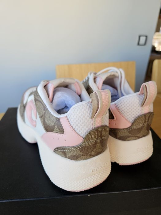 Дамски маратонки спортни Coach