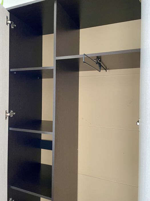 Продам шкаф 210*90