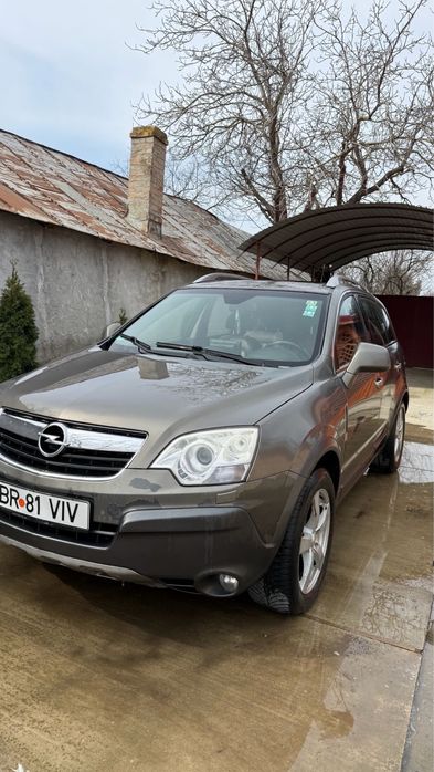 Opel Antara 2.0 /diesel 4x4 , 3900 € negociabil(stare buna)