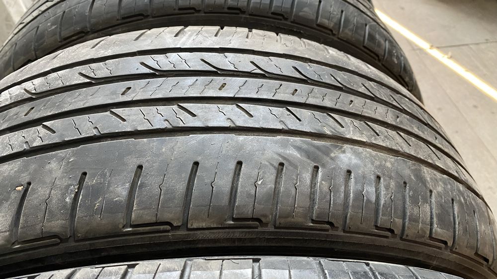 Комплект шин Bridgestone 215/60/17