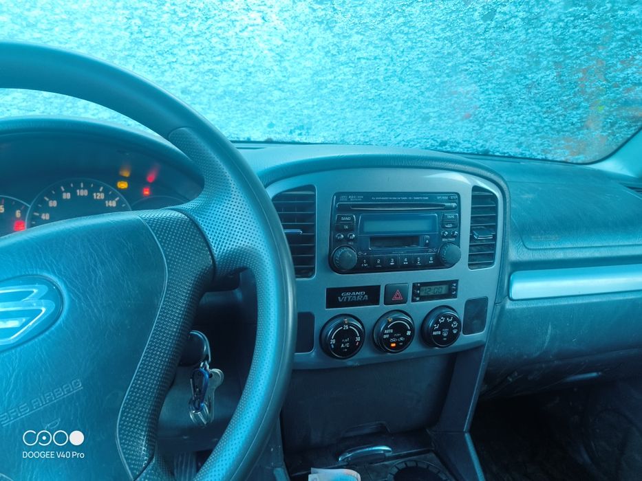 Vând Suzuki Grand Vitara  sau schimb