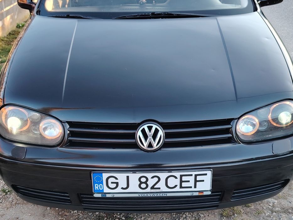 Set faruri Vw Golf 4  cu angel eyes si lupă