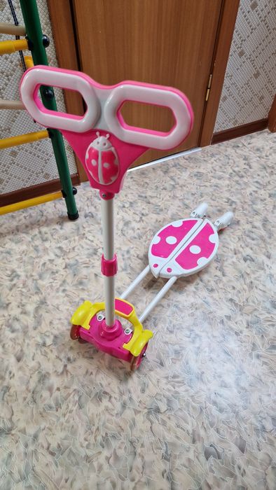 Продам самокат детский