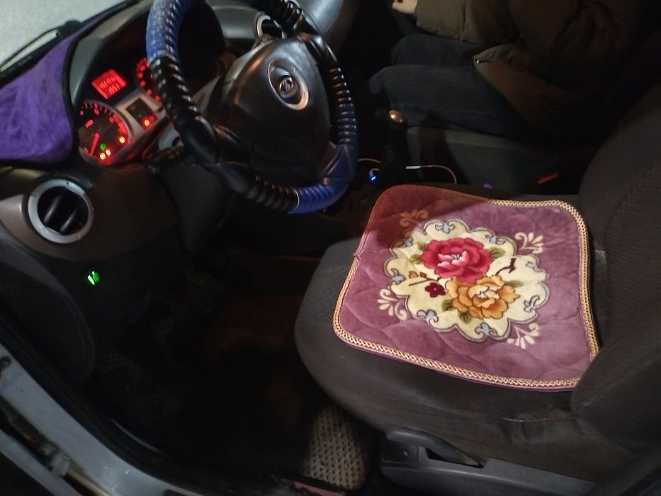 Ларгус  көлігі сатылады.