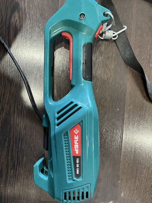 Триммер электрический сетевой