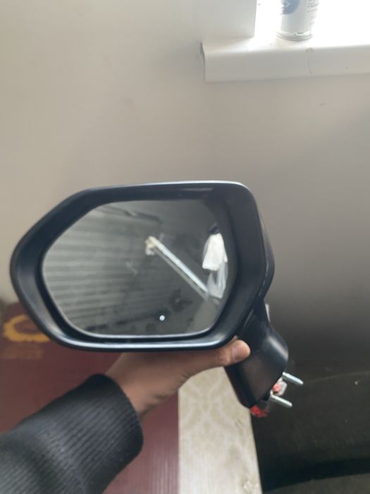 Боковой зеркало от камри 75
