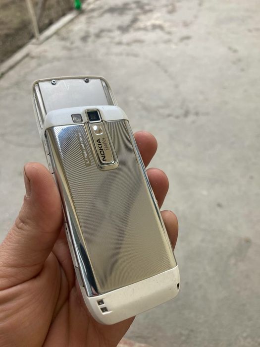 Nokia E66 ideal holatda