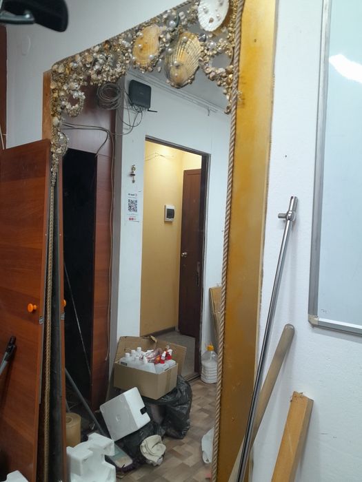 Зеркало. большое