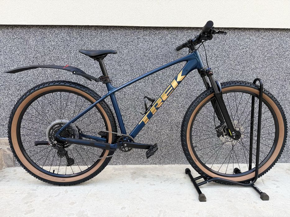 Trek Marlin 5 29” L Shimano CUES хидравлични спирачки ПЛАНИНСКИ велосипед