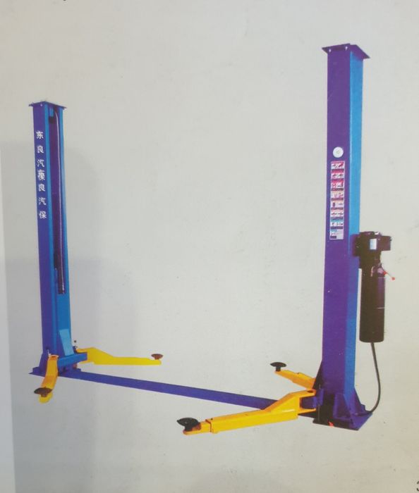 Сдаются боксы,помещения в сто