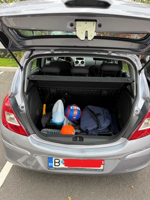 Opel Corsa D 2007 - 71.000 km - 3000 EURO