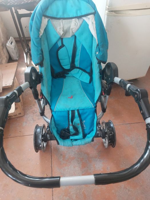 Продам  Коляска 3 в 1