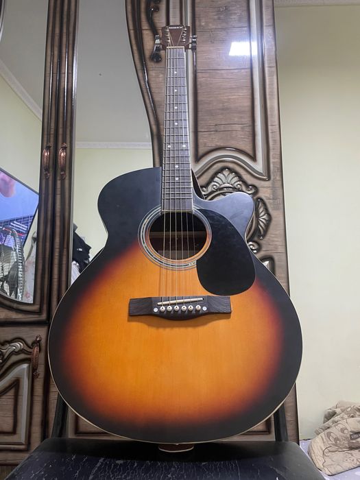 AKUSTIK Gitara tureskiy. G’ilofi bilan