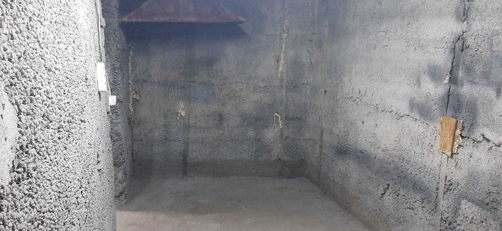 Приму в хранение шины, диски, колеса