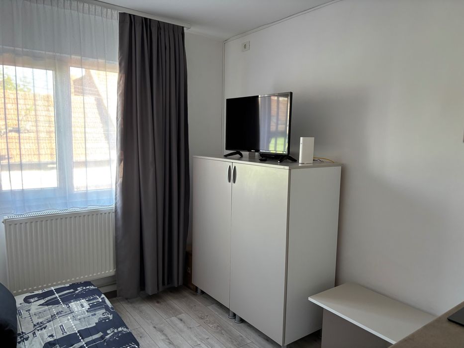 Proprietar,inchiriez garsoniera zona UTA-AFI,Arad!