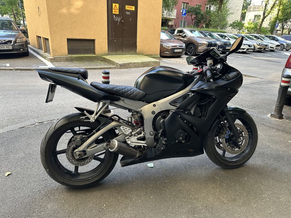 Yamaha R6 600cm