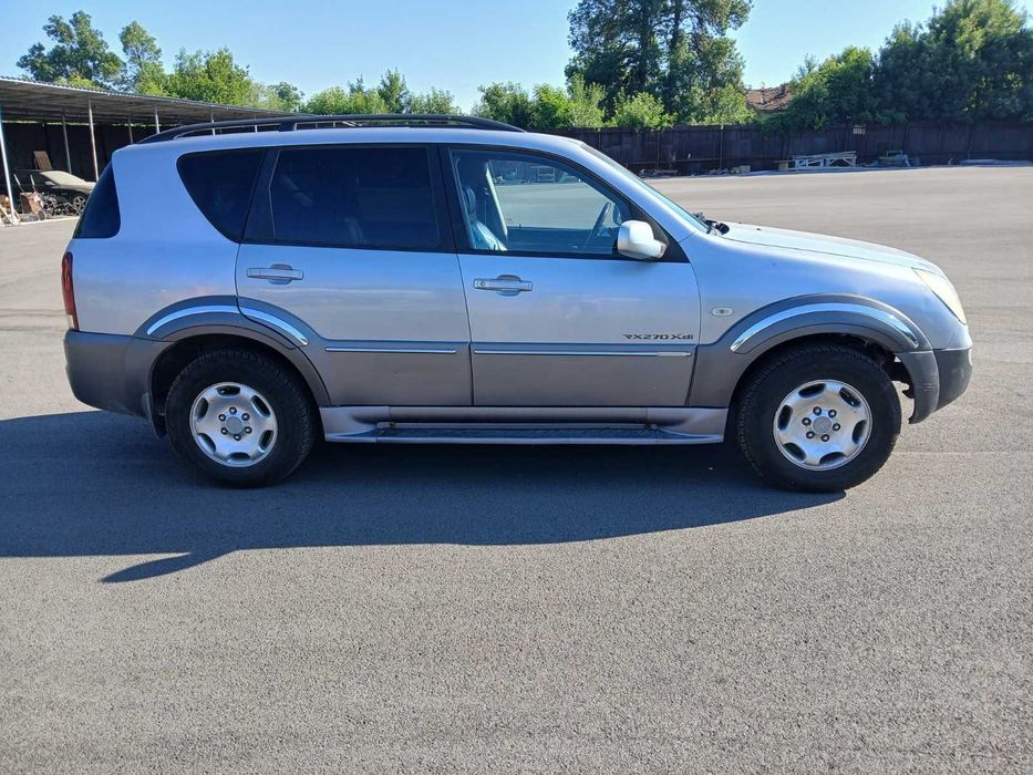 Ssang Yong Rexton 2.7 2005 г На части