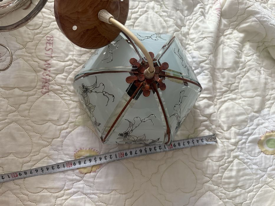 Потолочная люстра. Самовывоз