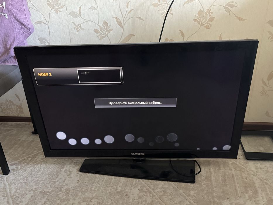 Телевизор Samsung LE40C530F1W черный