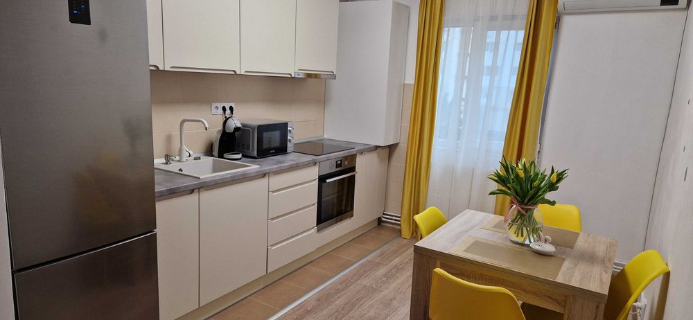Inchiriez apartament 2 camere decomandate 55 mp Între Lacuri | Str. Tulcea | Renovat