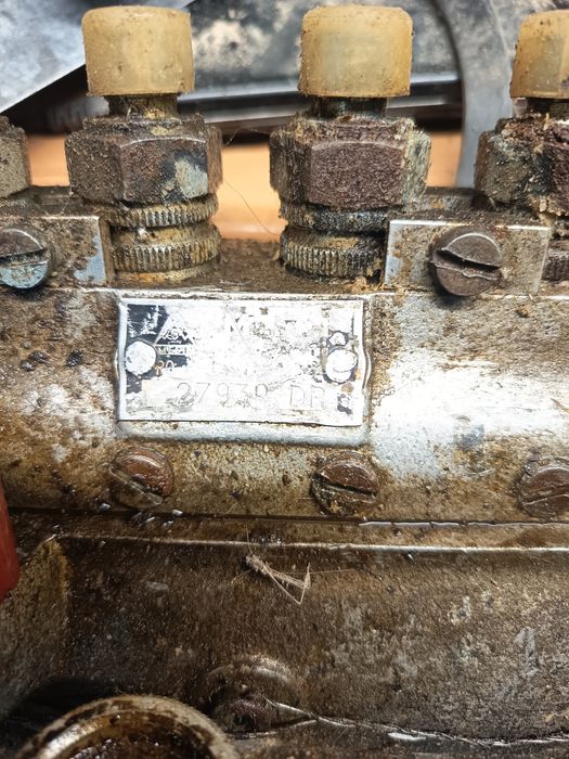 Pompa de injecție 8 in linie